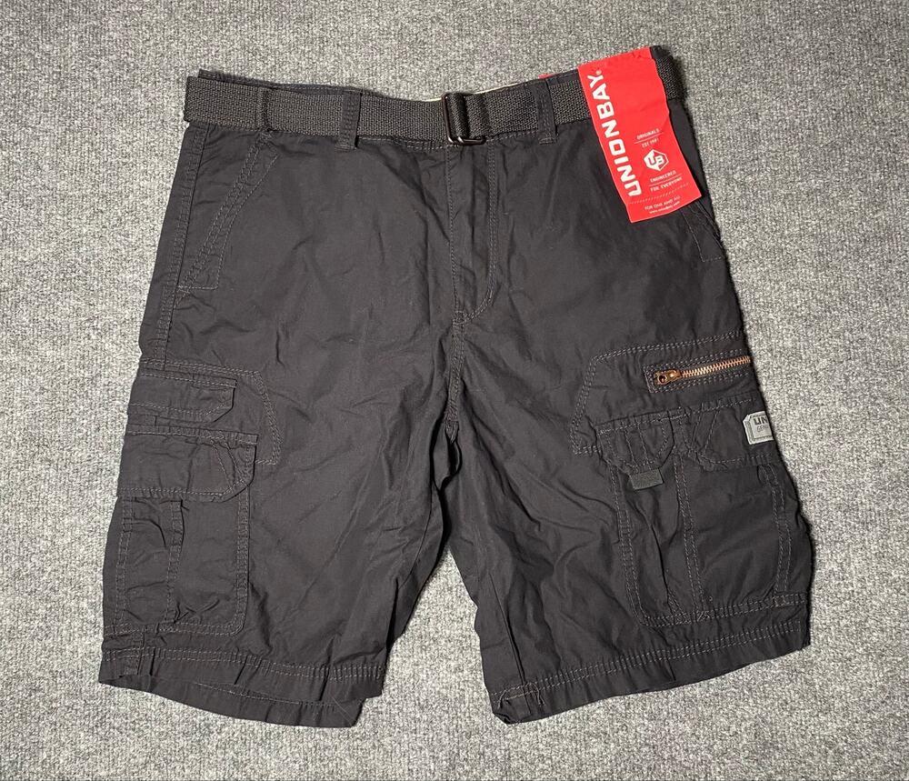 New Unionbay Men’s Black Cargo Shorts w Belt -32